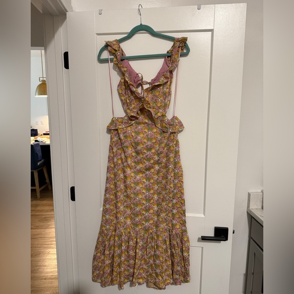 ASTR Floral Ruffle Dress - Picture 3 of 7